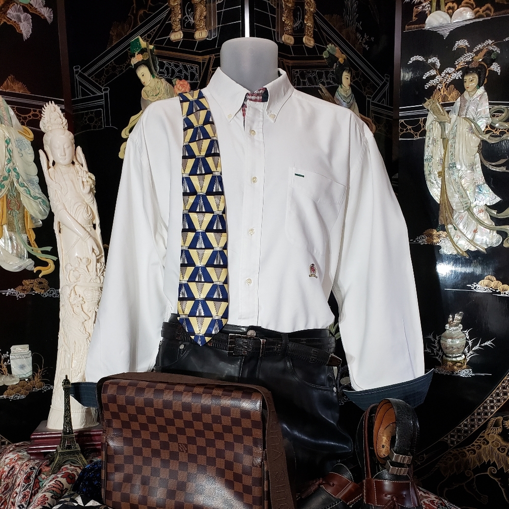 Men's Tommy Hilfiger Large dress shirt